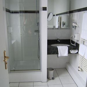 Single Room Shower